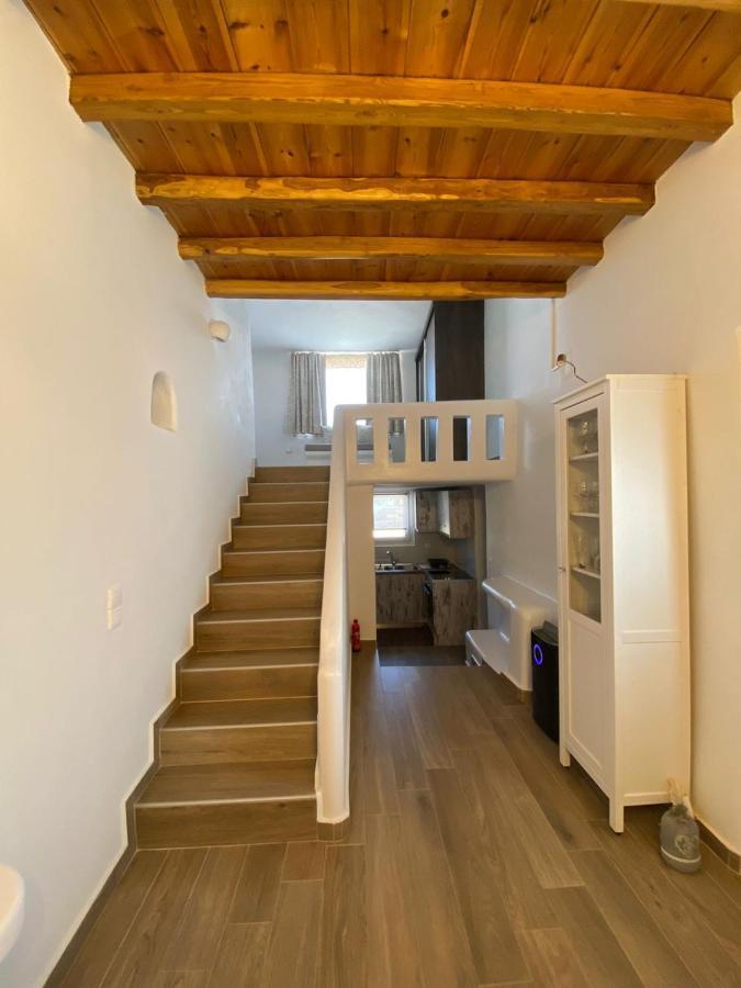 Alamana'S House - Ideal For Couples Ano Mera Exterior photo